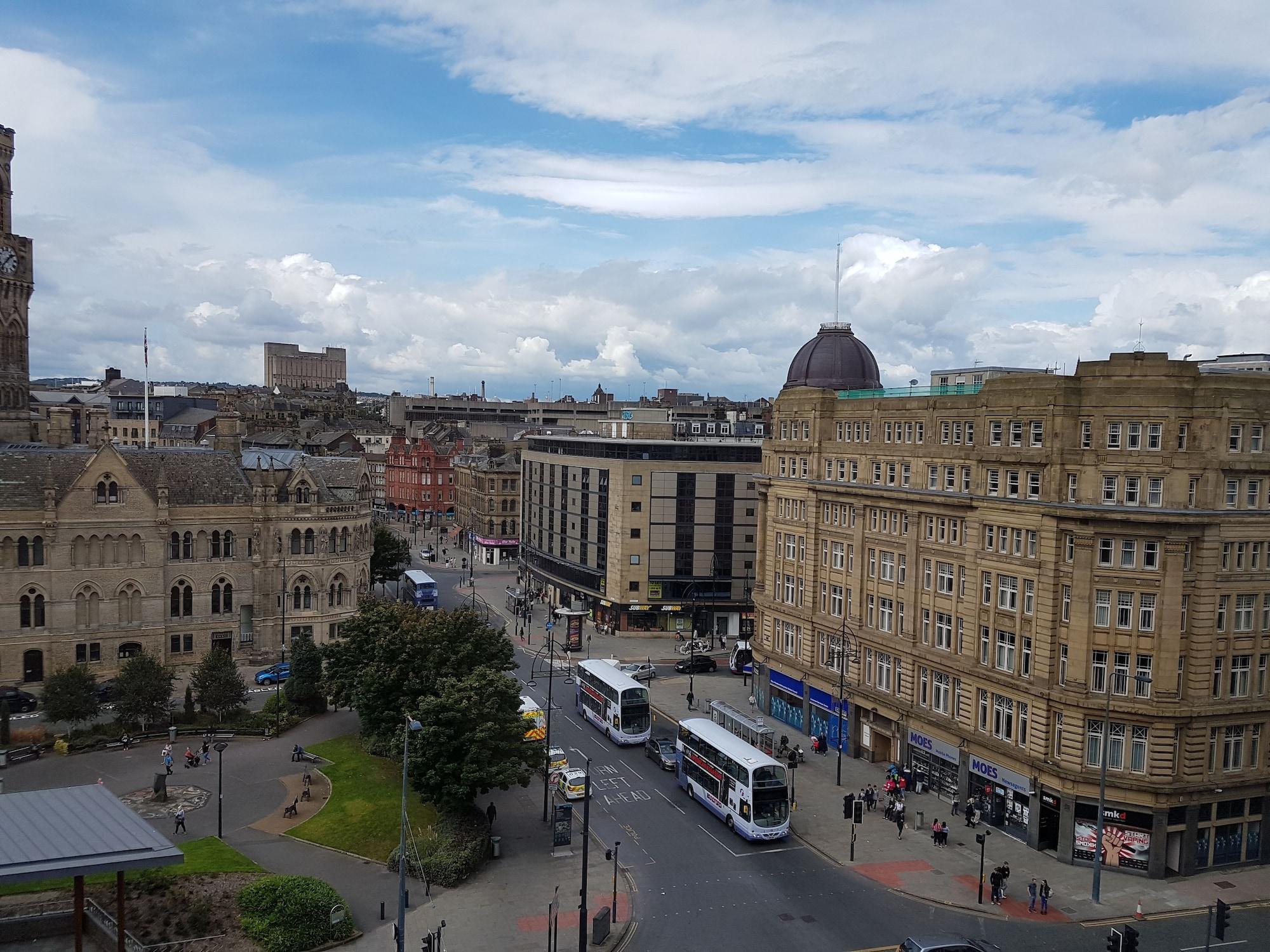 The Bradford Hotel Екстер'єр фото